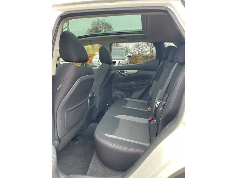 Nissan Qashqai 1.2 DIG-T N-Connecta