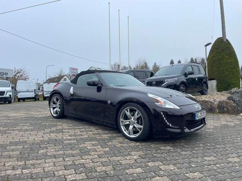 Nissan 370Z Roadster Basis