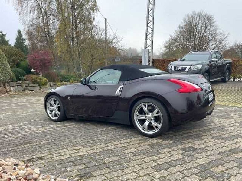 Nissan 370Z Roadster Basis