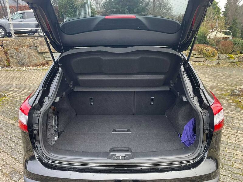 Nissan Qashqai 1.6 N-Connecta